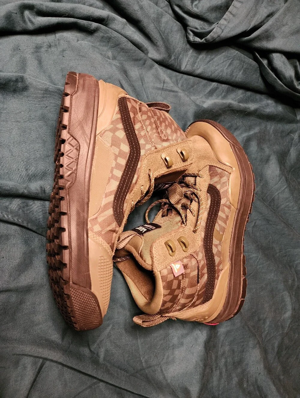 Vans Ultrarange Men's Tactical Olive High-Top Sneakers